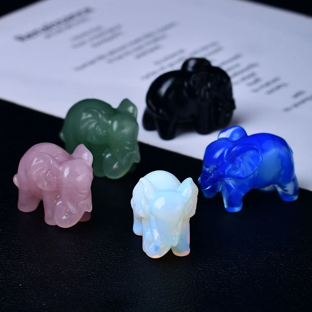 Carved Crystal Elephant 3.5cm