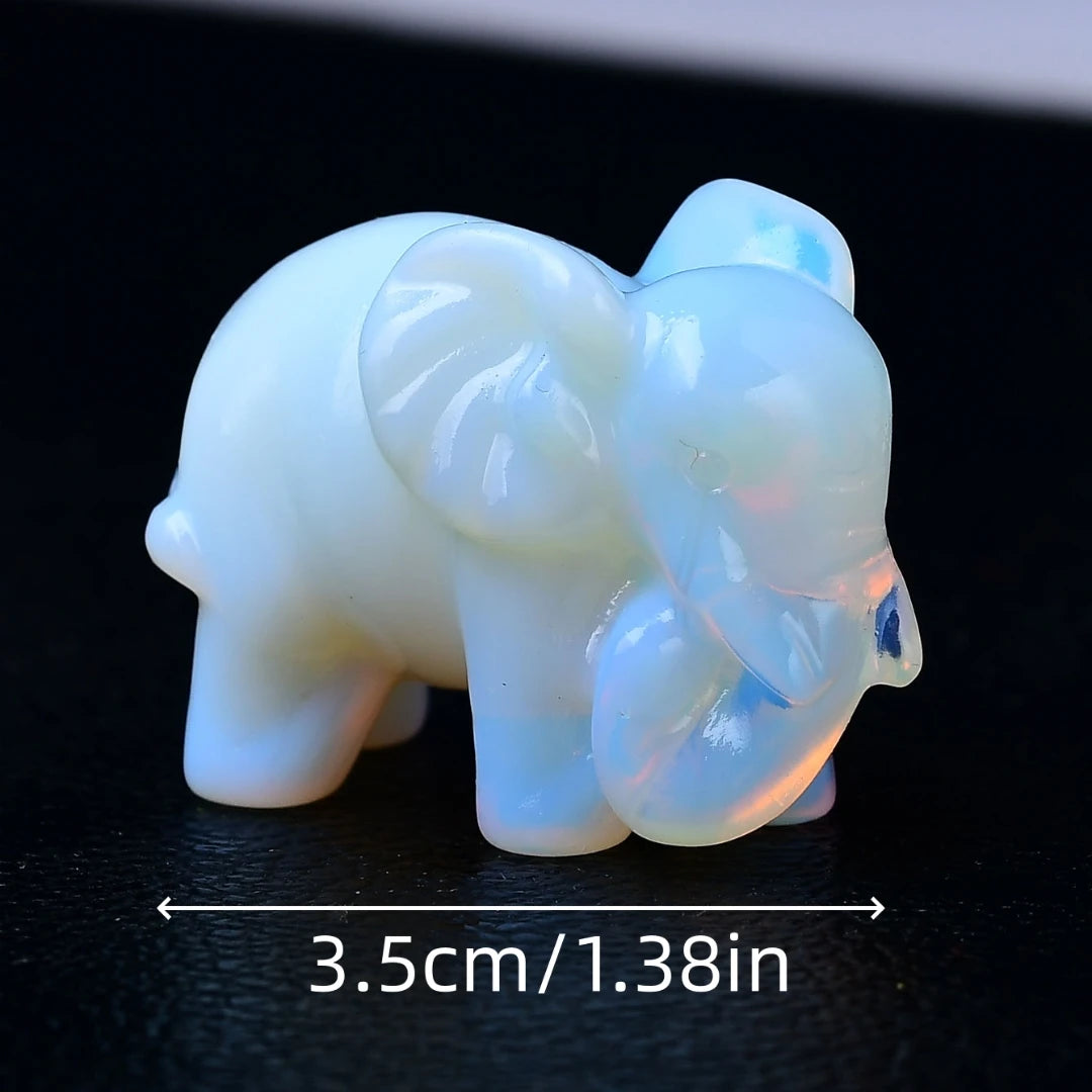 Carved Crystal Elephant 3.5cm
