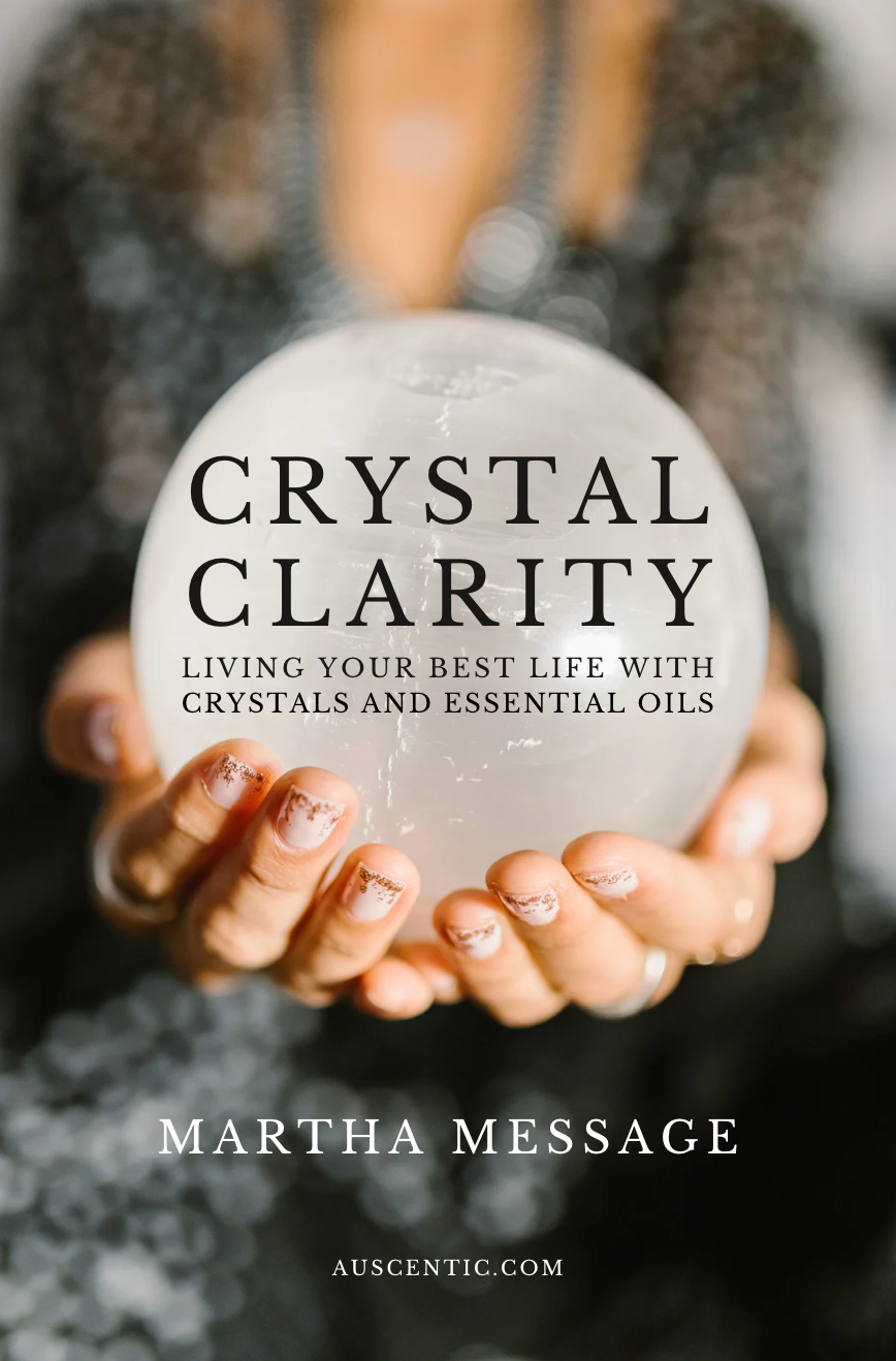 Crystal Clarity: Living Your Best Life with Crystals and Essential Oils - EBOOK