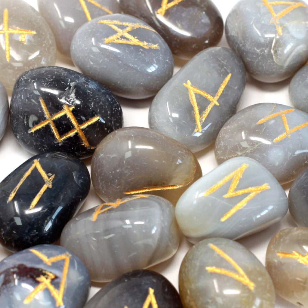 Rune Stone Set in Pouch - Grey Agate