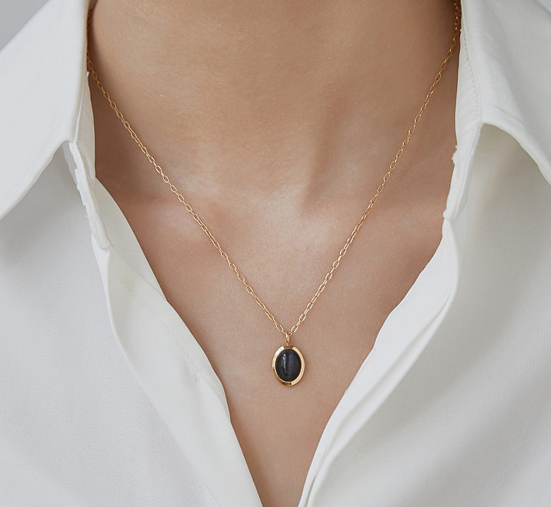 Natural Stone Oval Pendant Necklace