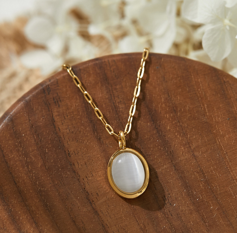 Natural Stone Oval Pendant Necklace